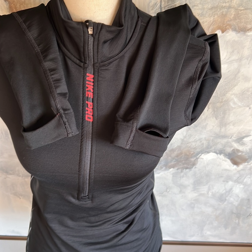 Nike Pro Hyperwarm Half Zip - Picture 4 of 9